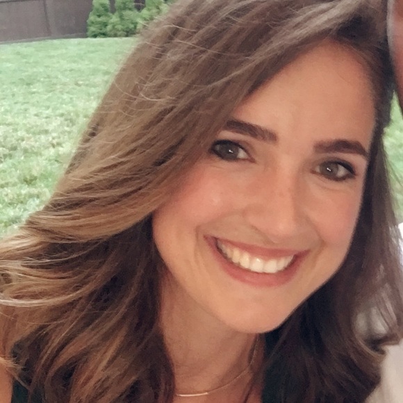 Meet your Posher, Amanda - Picture 1 of 1